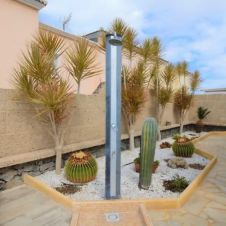 Villa Mariposa With Private Pool, Cactus Garden, Bbq & Wifi - Suitable For Families By Holidayshome Costa Adeje (Tenerife)